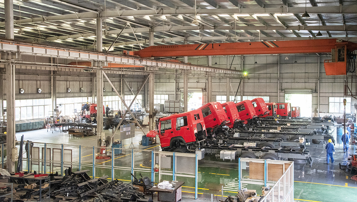 Sichuan Chuanxiao Fire Trucks Manufacturing Co., Ltd. factory production line