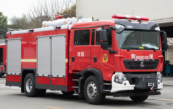 Sinotruk HOWO 6t Water Foam Cafs Fire Fighting Truck Multipurpose China Manufacturer