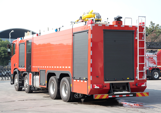 Euro 6 Heavy Duty Fire Truck With Optional Chassis &amp; Determined Transmission
