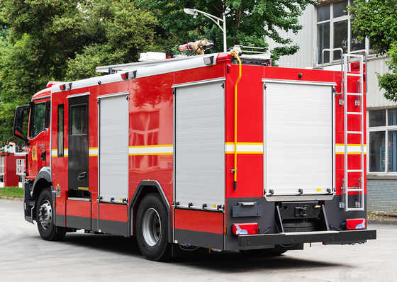 100L/S Maximum Flow Rate Firefighting Truck With 377/1800 KW/Rpm For Firefighting