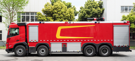 Volvo 25t Foam Fire Truck With Euro 6 Engine 160L/S Fire Pump Flow