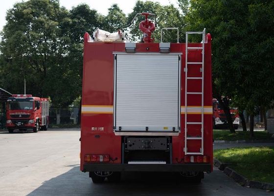 Sinotruk HOWO 8000L Water and Foam Fire Truck with Pump &amp; Monitor