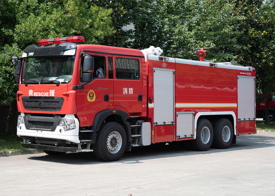 Sinotruk HOWO 12000L Industrial Rescue Fire Truck with Pump &amp; Monitor Specialized Vehicle Price China Factory