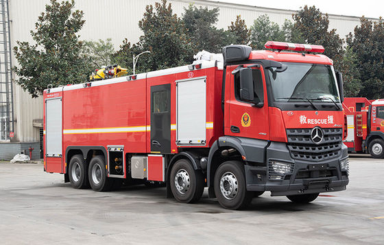 Mercedes Benz Heavy Duty Fire Fighting Truck Water Supply For High Buildings
