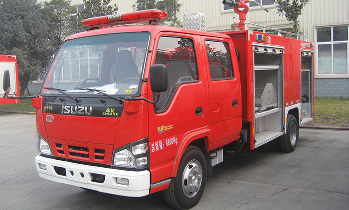 ISUZU Small Fire Truck with 2000 Liters Liquid Tank and Double Row Cabin