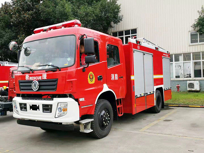 Dongfeng 6000L Water Tank 4x4 Fire Truck With Double Row Cabin