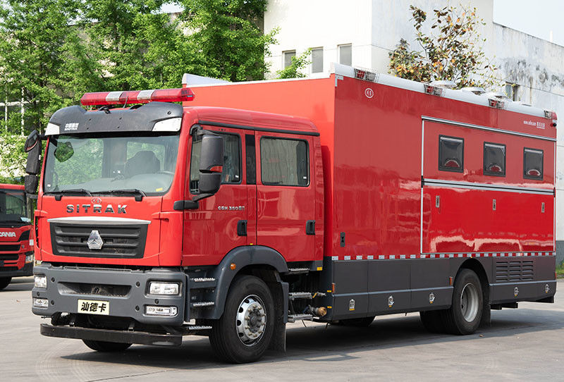 SINOTRUK SITRAK Heavy Duty Fire Vehicle 228 KW With Cooking Utensils